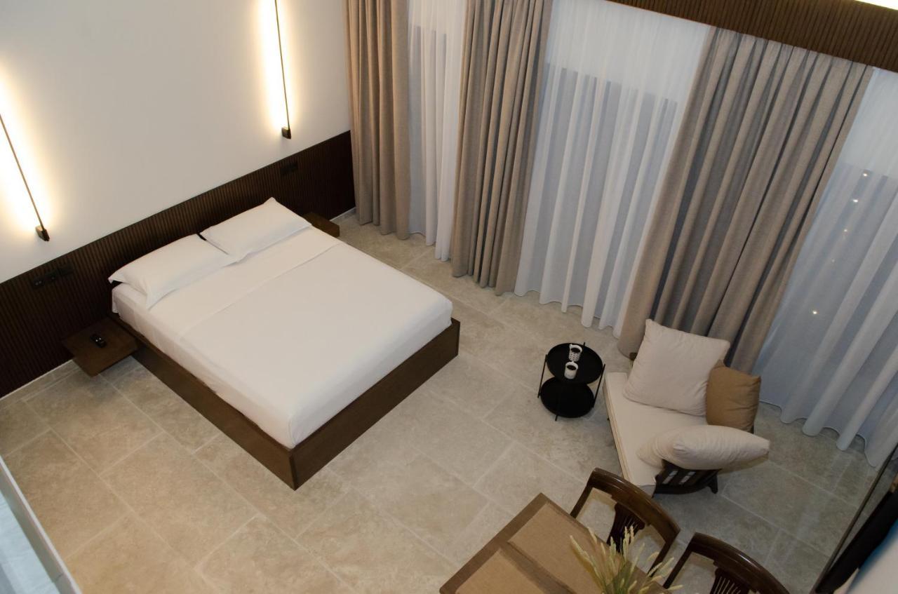 Leone Suites Нафпактос Экстерьер фото