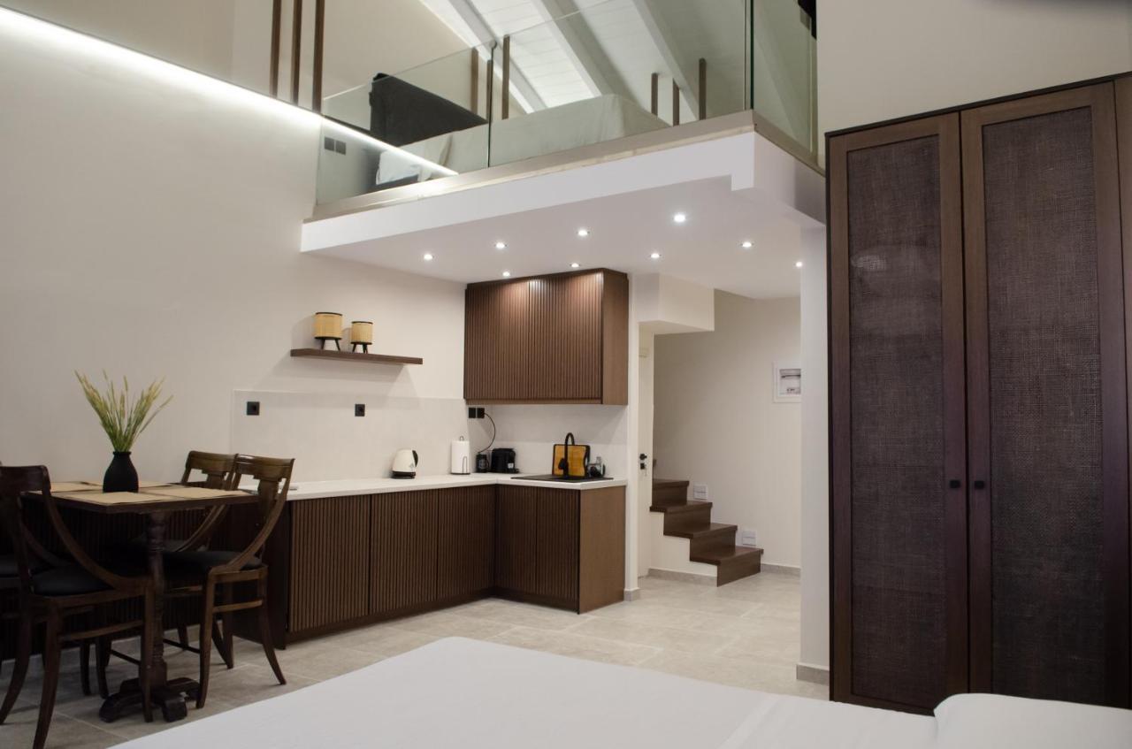 Leone Suites Нафпактос Экстерьер фото